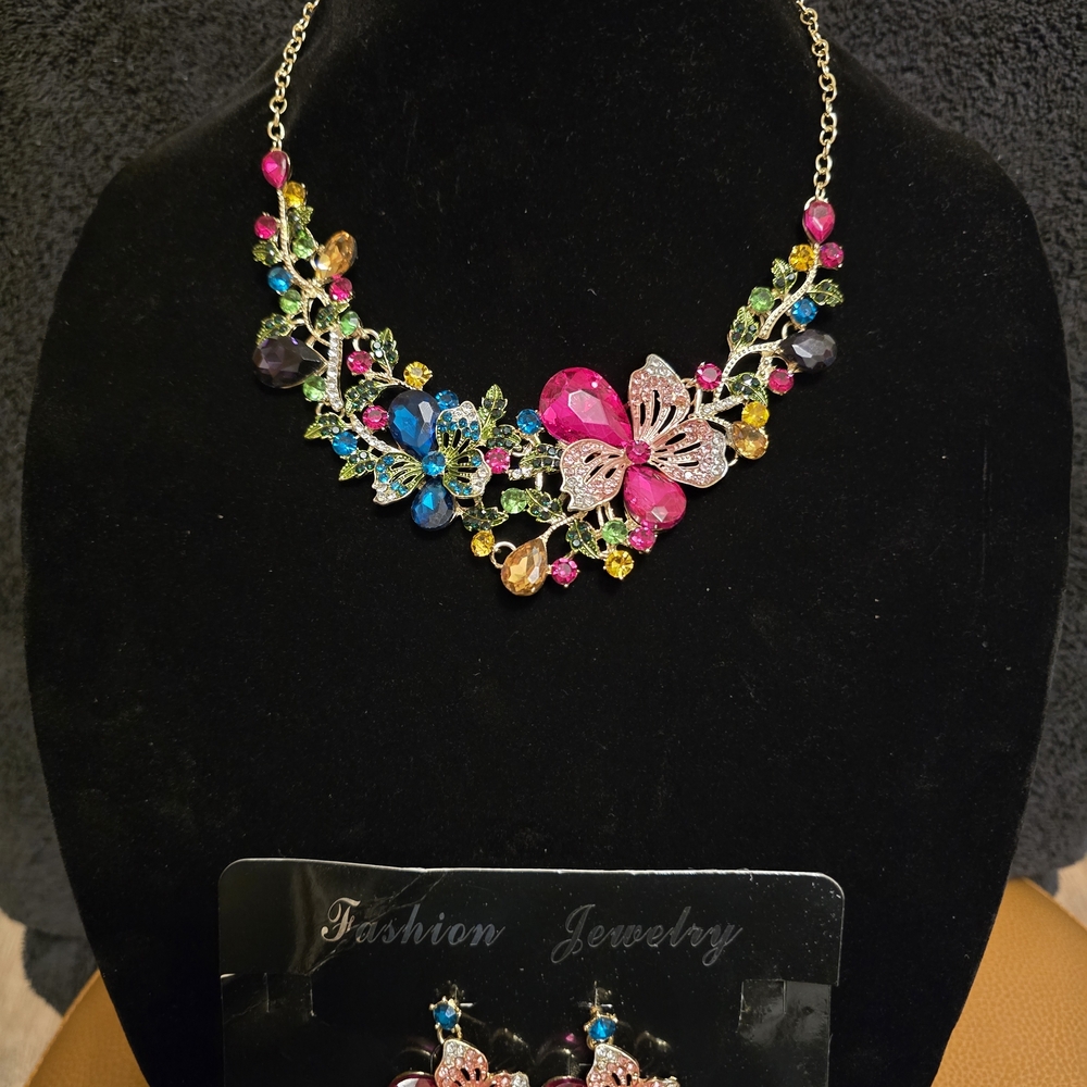 Fashion Jewelry Colorful Butterfly Necklace